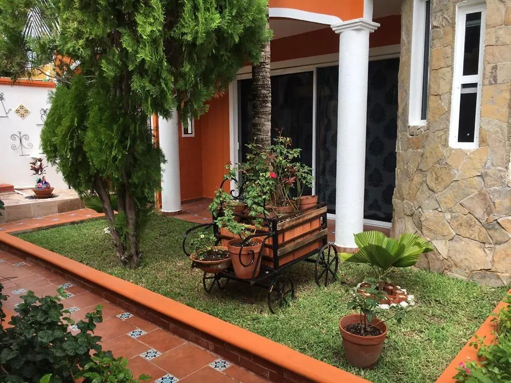 Villa Los Pepe'S Puerto Morelos 0*,